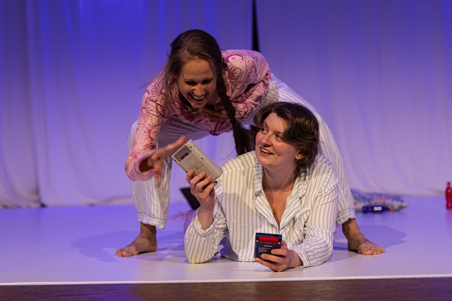 ID120-01-11-zwei- traumen