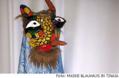 04 12 MASKE BLAUHAUS w